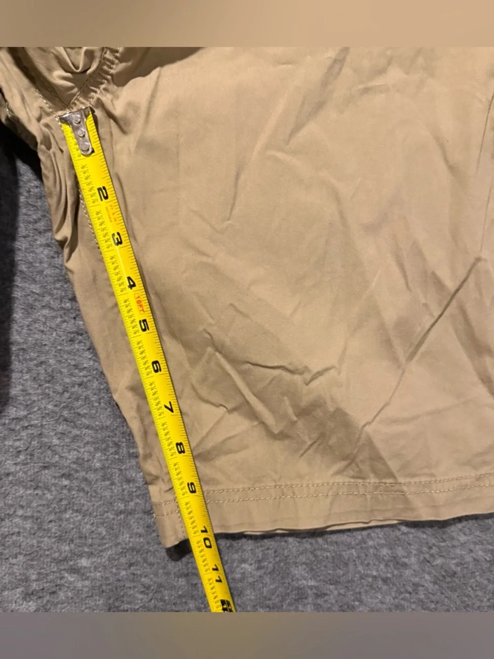 Lee Extreme Motion Cargo Shorts Men’s 48 tan long 10” stretch flex comfort NWT
